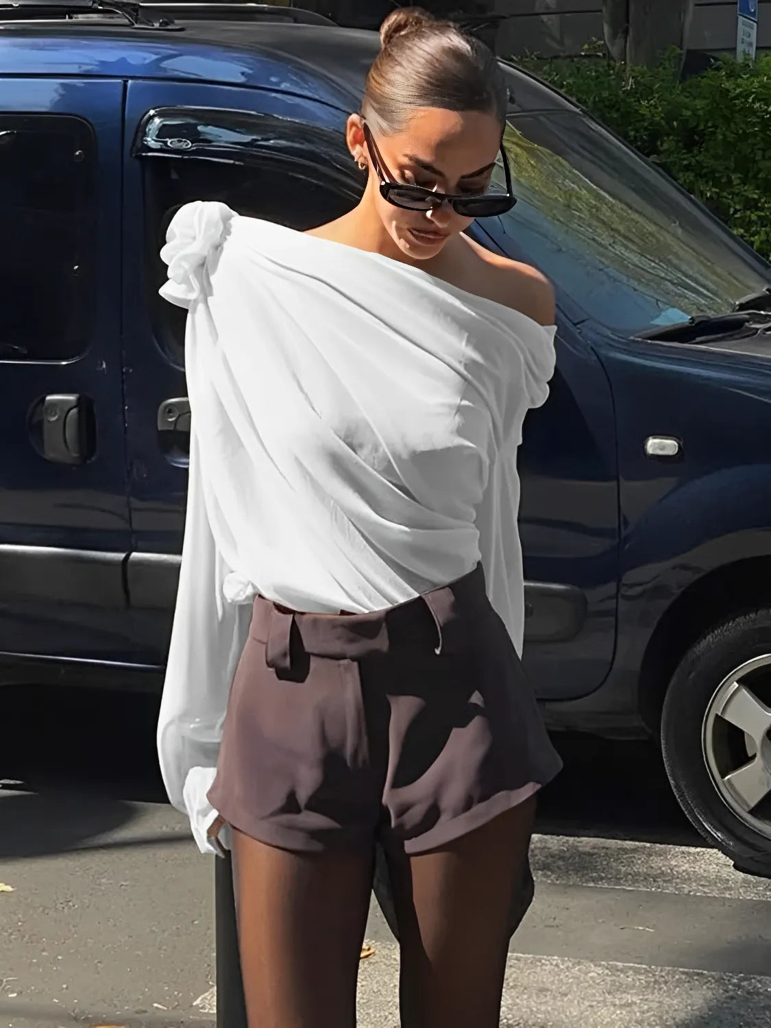 Blusa Feminina Manga Longa com Flor em Chiffon Vivella Ella