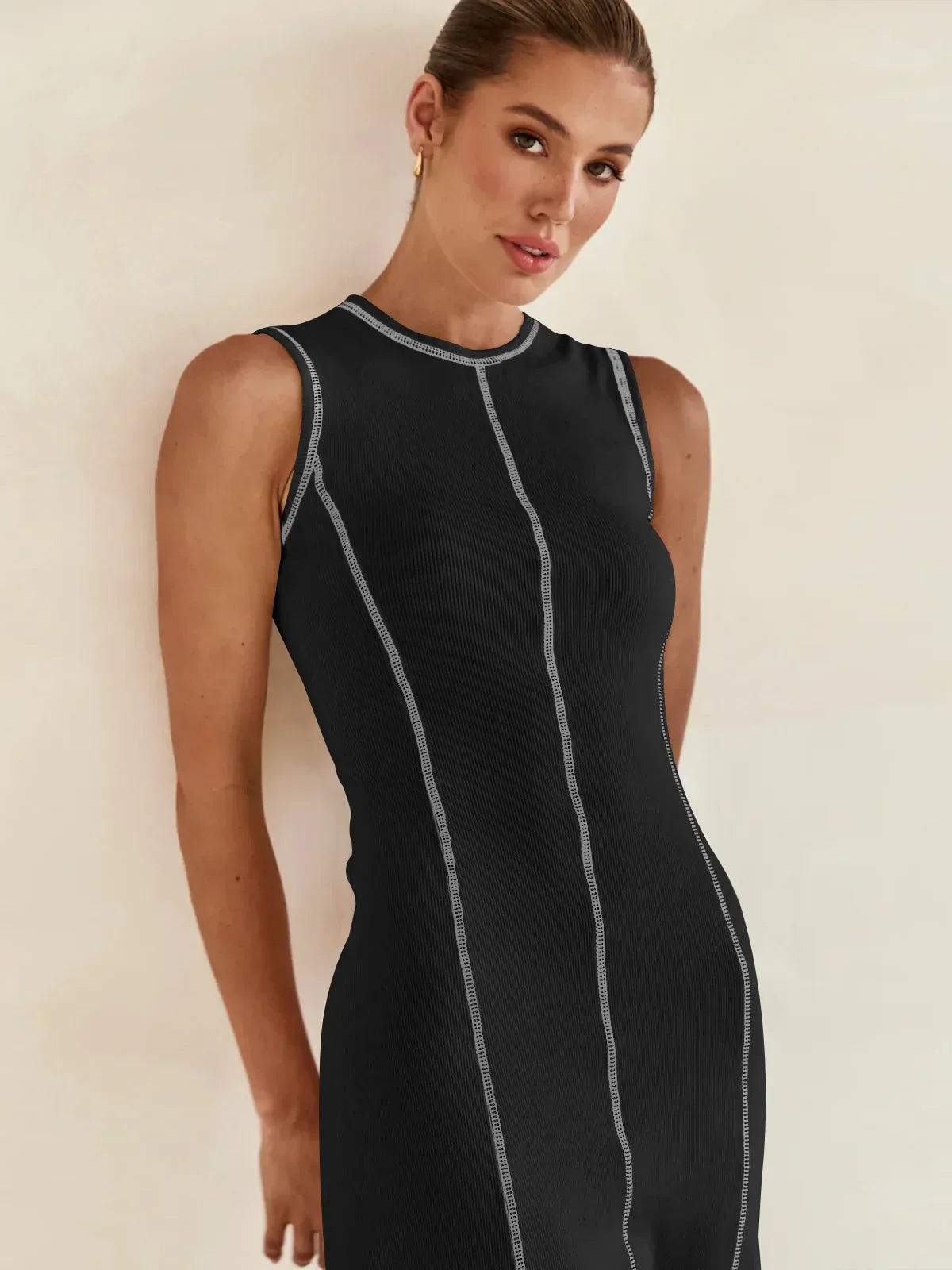 Vestido Midi de Malha Sem Mangas Vivella Eleganza