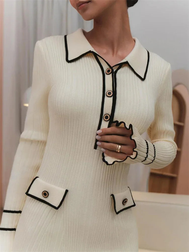 Vestido Curto Manga Longa com Botões Vivella Amélie