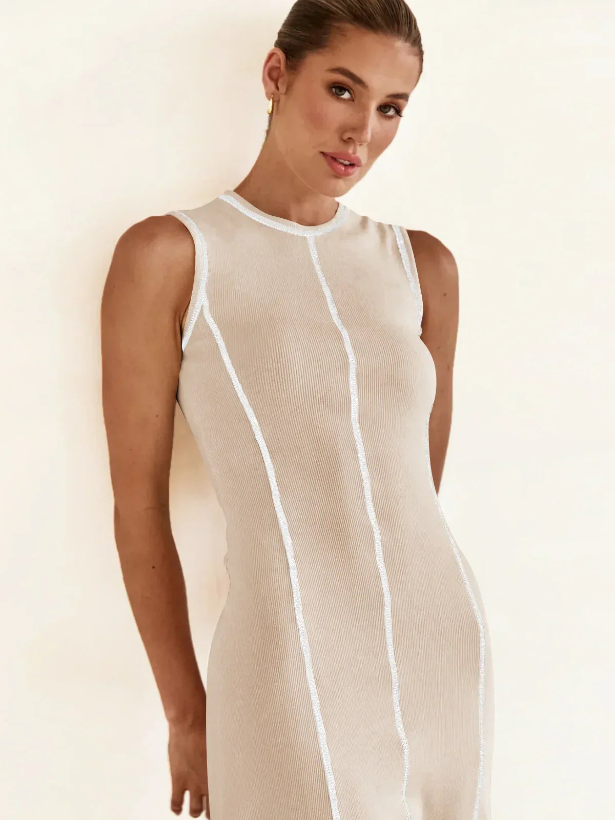 Vestido Midi de Malha Sem Mangas Vivella Eleganza