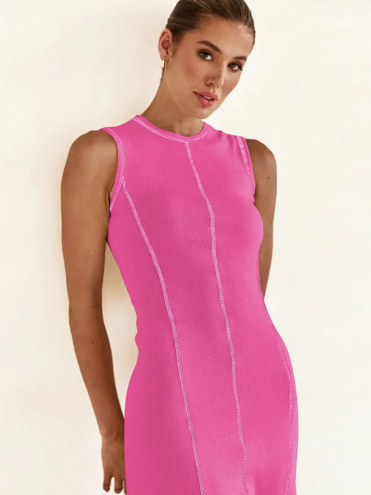 Vestido Midi de Malha Sem Mangas Vivella Eleganza