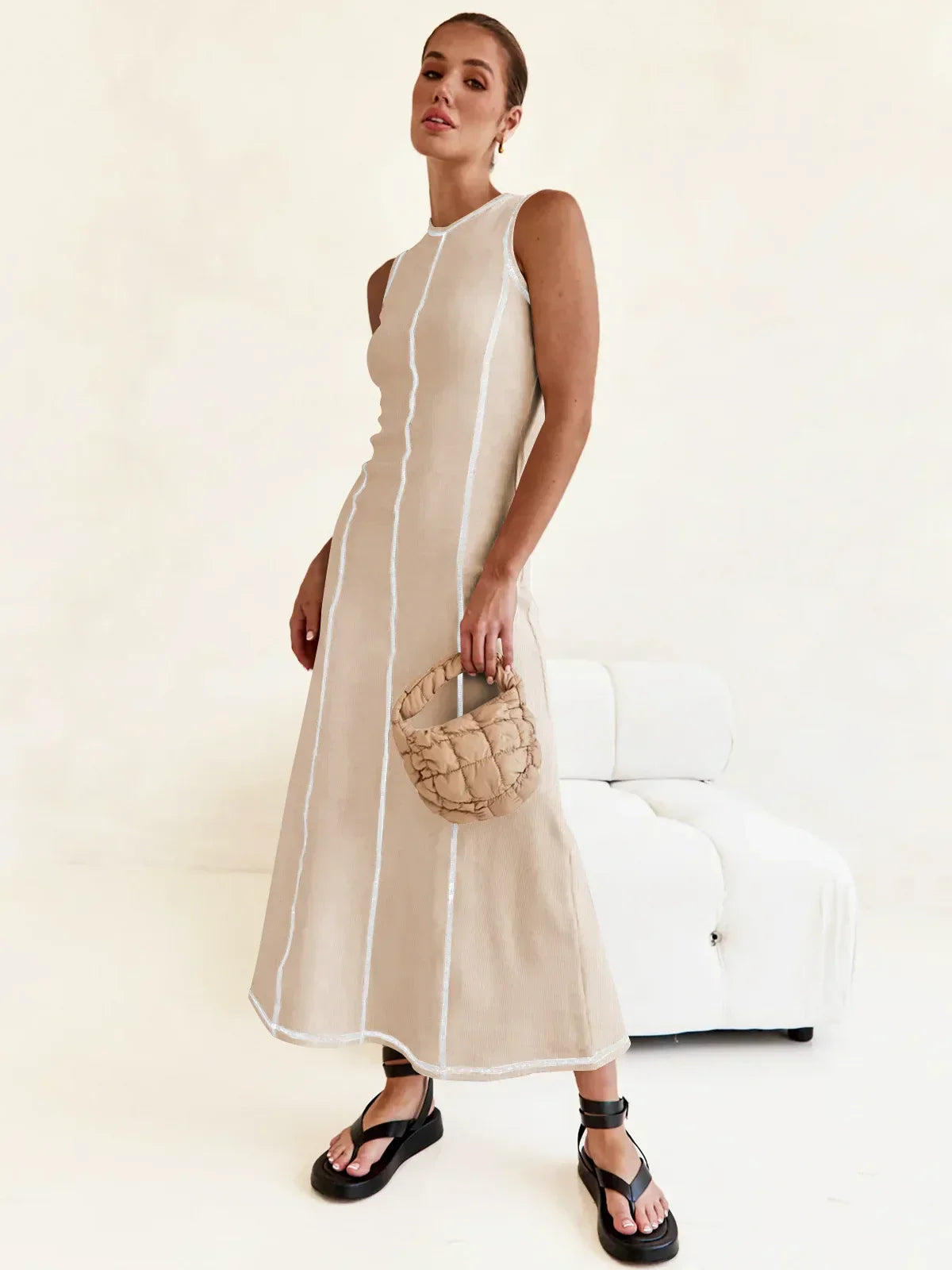 Vestido Midi de Malha Sem Mangas Vivella Eleganza