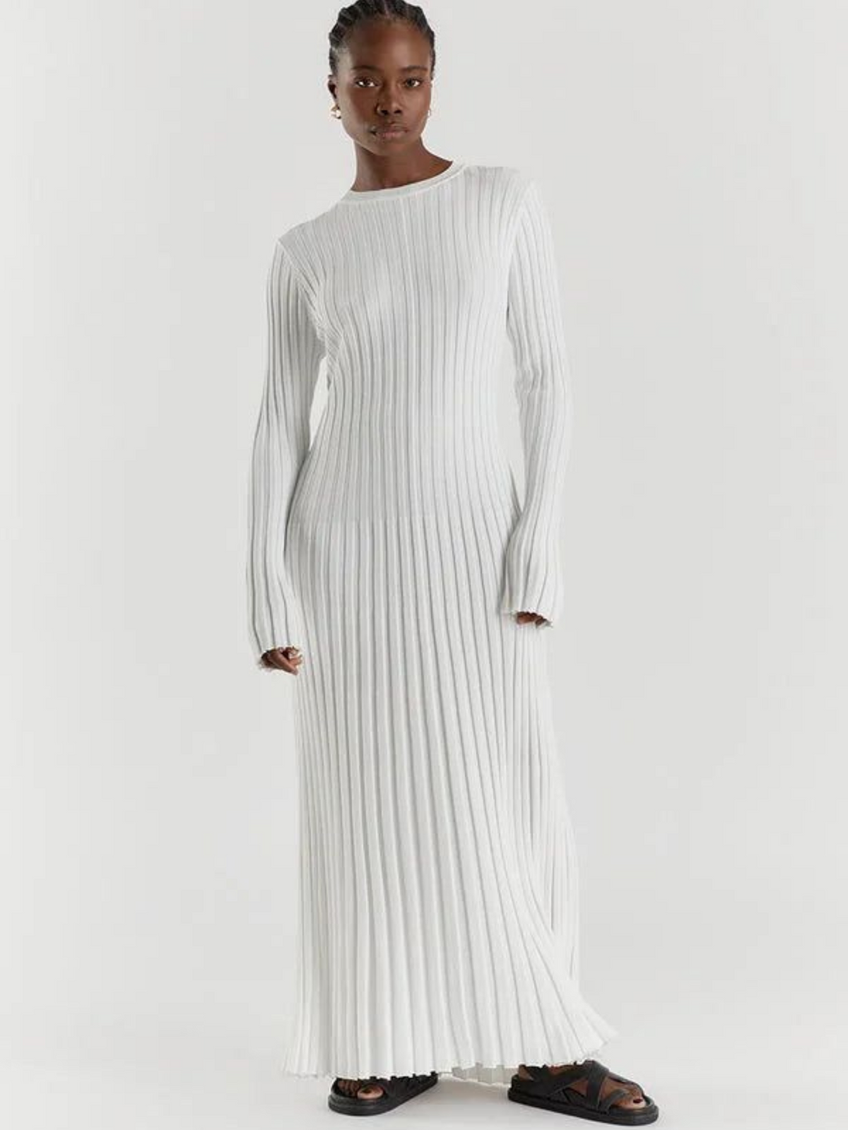 Vestido Midi de Malha com Gola Redonda e Mangas Vivella Veneza