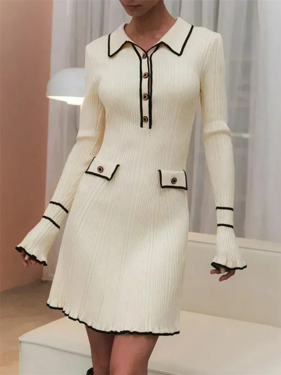 Vestido Curto Manga Longa com Botões Vivella Amélie