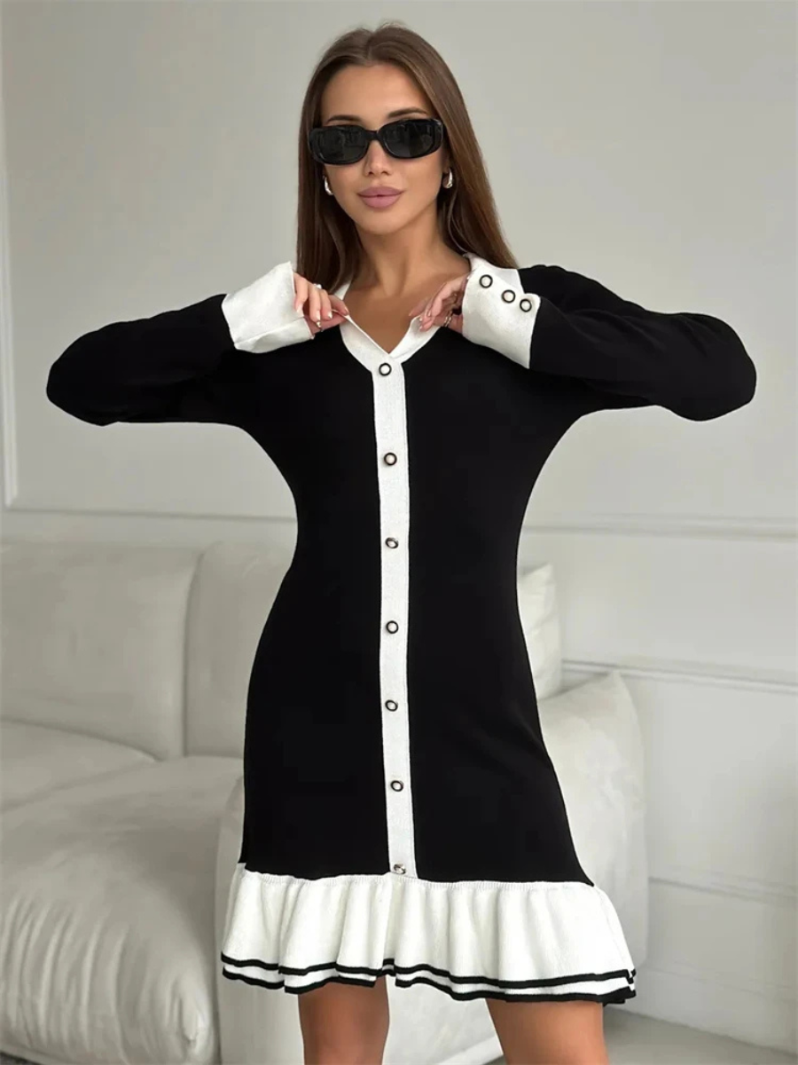 Vestido Curto Manga Longa com Botões Vivella Grace