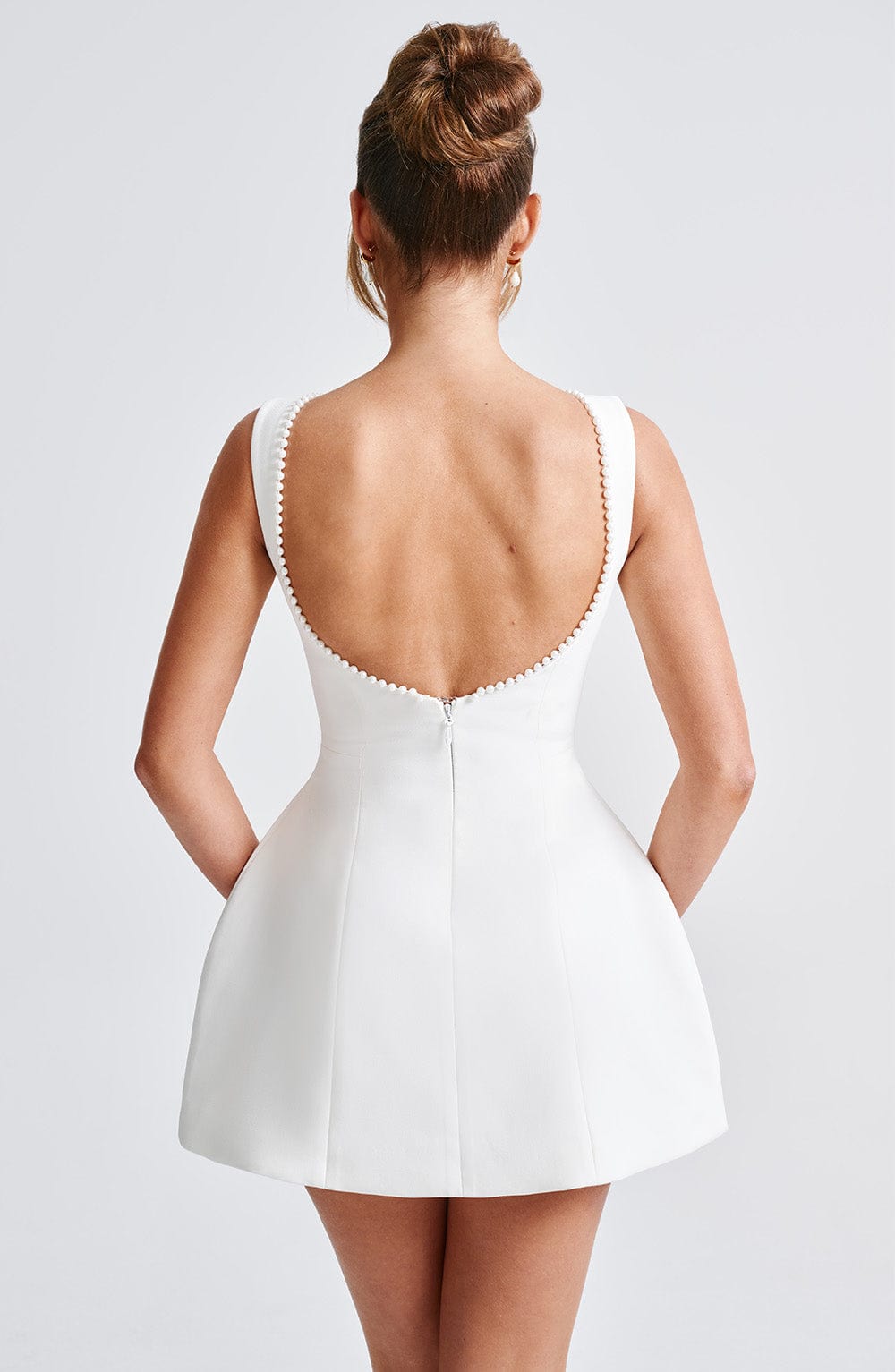 Vestido Curto Com Laço Vivella Perle