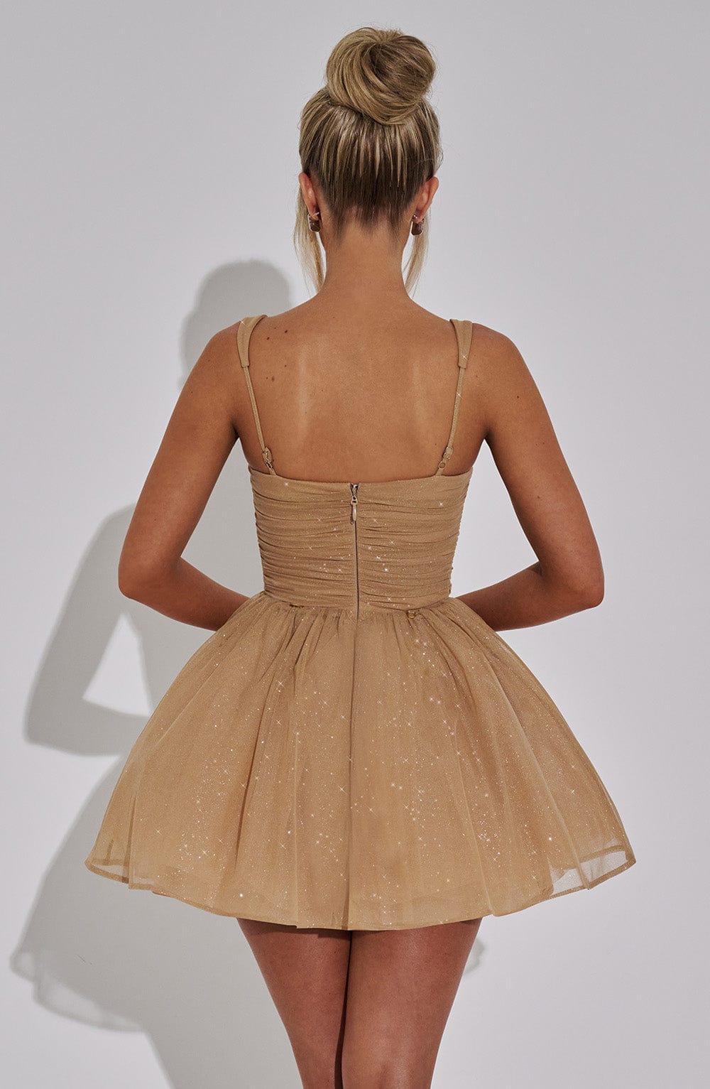 Vestido Curto Com Alças de Brilho Vivella Glam Luxo - FULL