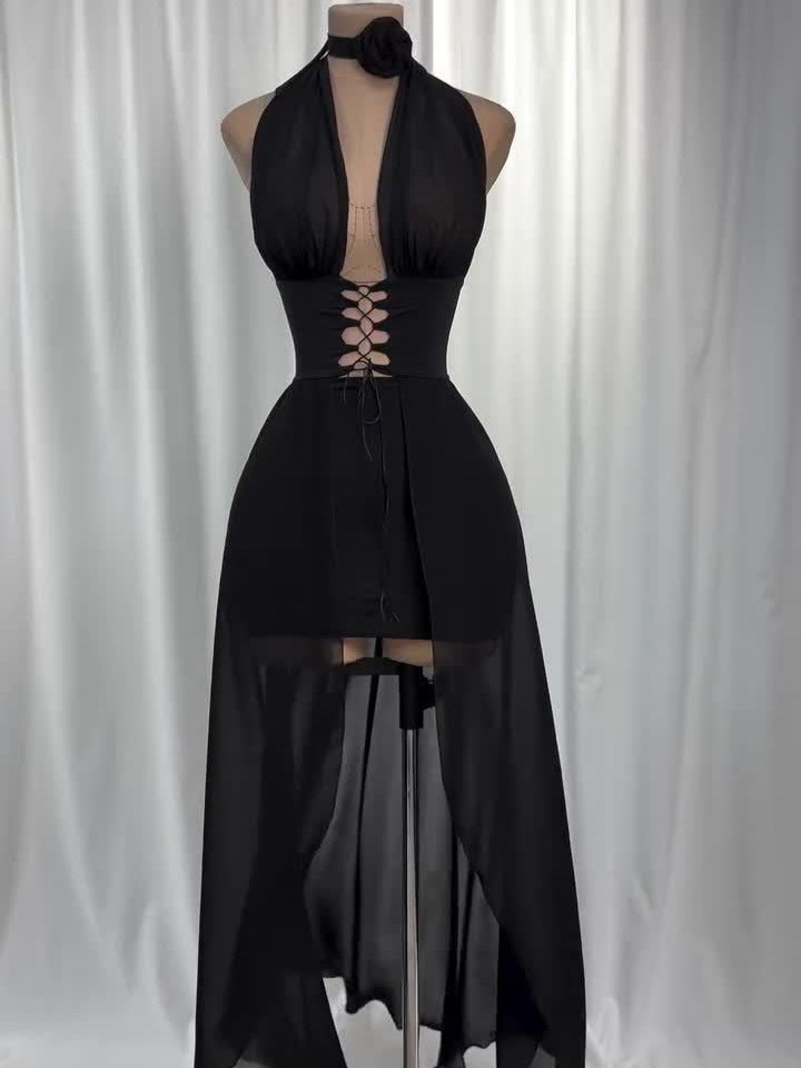 Vestido Frente Única de Tule e Amarrações Preto Vivella Harley