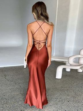Vestido Longo Cetim Decote nas Costas Vivella Savanah