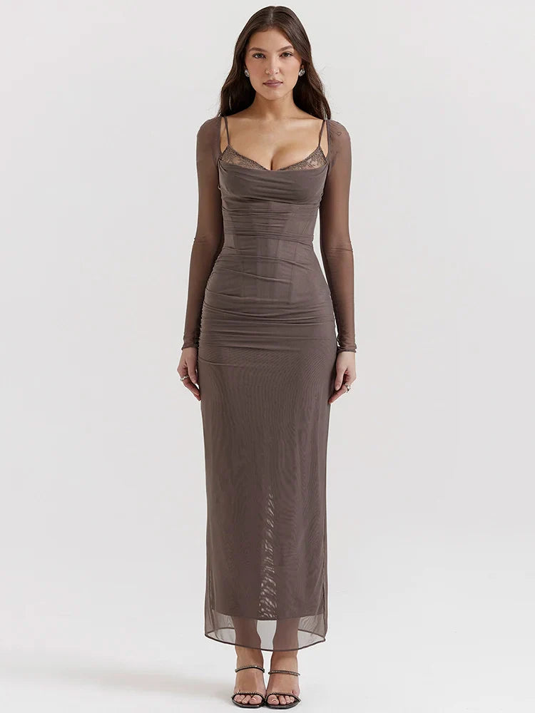Vestido Longo com Espartilho em Camada Dupla de Tule Vivella Luxury - Manga Longa - GOLDEN ERA