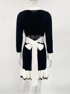 Vestido Curto Manga Longa com Botões Vivella Grace