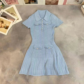 Vestido Curto Tricô Gola Polo e Bolsos Vivella Seraphina