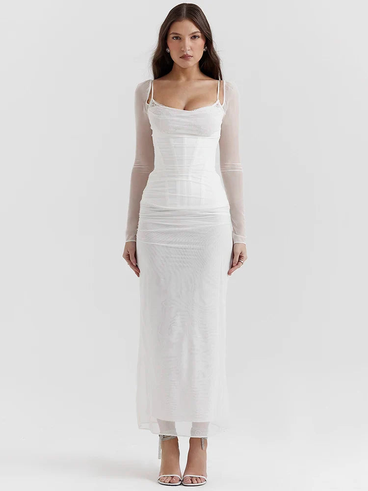 Vestido Longo com Espartilho em Camada Dupla de Tule Vivella Luxury - Manga Longa - GOLDEN ERA