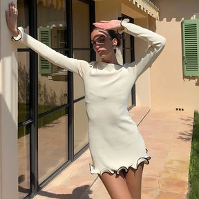 Vestido Curto Manga Comprida com Babado Vivella  Estella