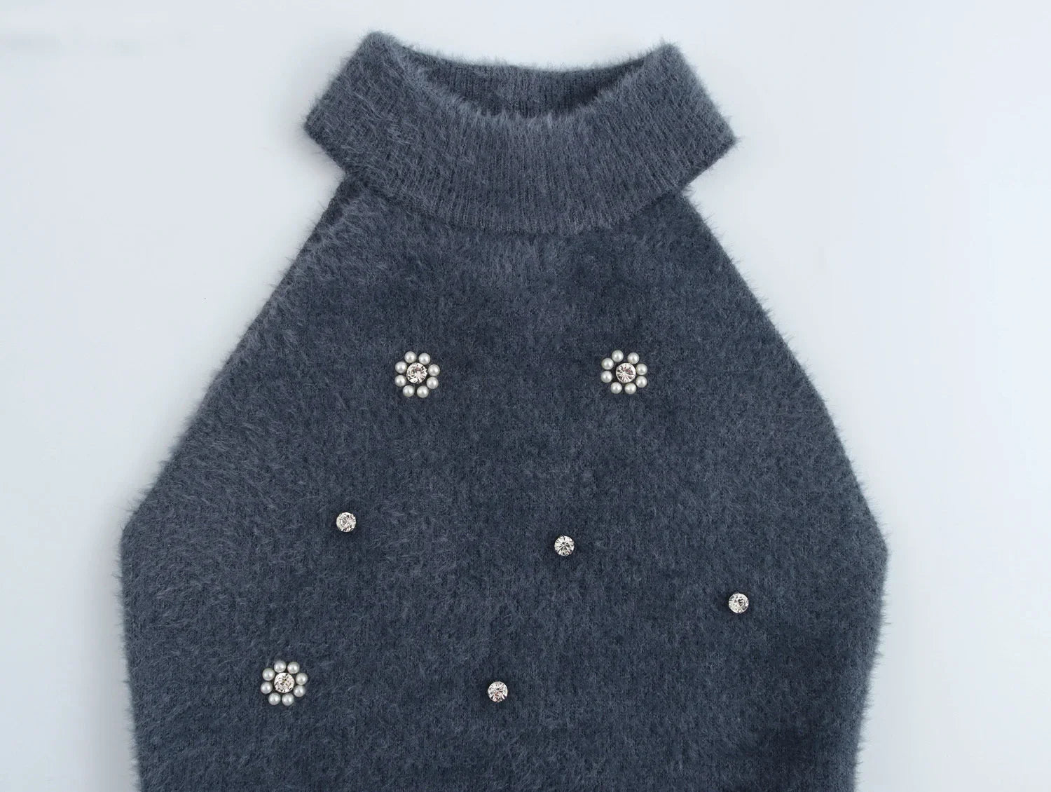 Vestido Curto Tricô com Pérolas Vivella Anya