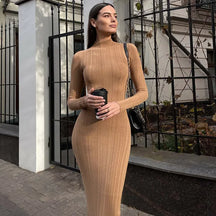Vestido Midi Manga Longa Gola Alta Vivella Amira