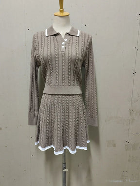 Conjunto Tricô Cropped Manga Comprida e Saia Vivella Antonella