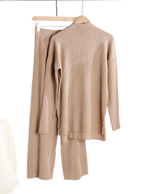 Conjunto de Tricô Canelado com Suéter Mullet Gola Alta e Calça Pantalona Vivella Laura - OUTONO/INVERNO