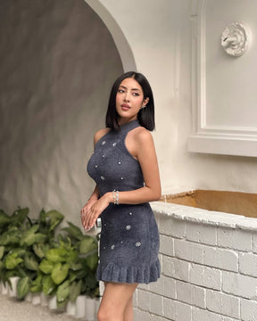Vestido Curto Tricô com Pérolas Vivella Anya