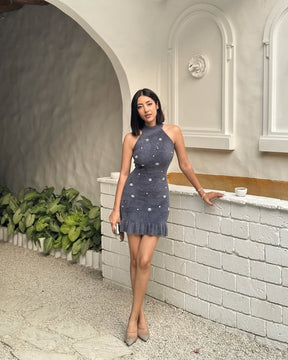 Vestido Curto Tricô com Pérolas Vivella Anya