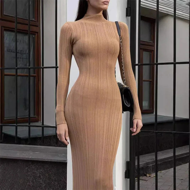 Vestido Midi Manga Longa Gola Alta Vivella Amira