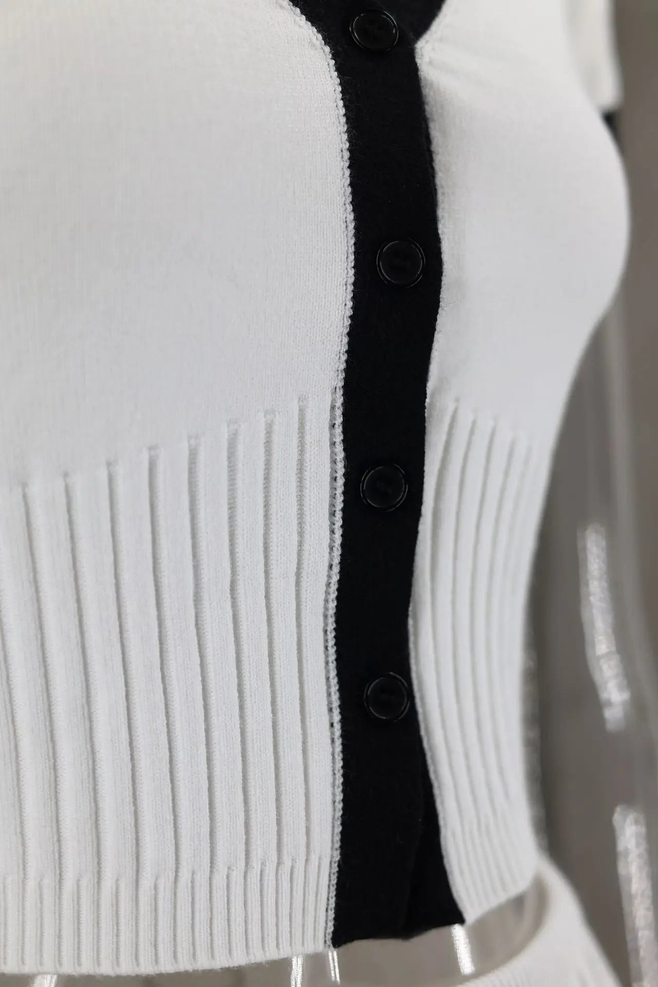 Conjunto Cropped e Saia Midi Plissada Vivella Juliette