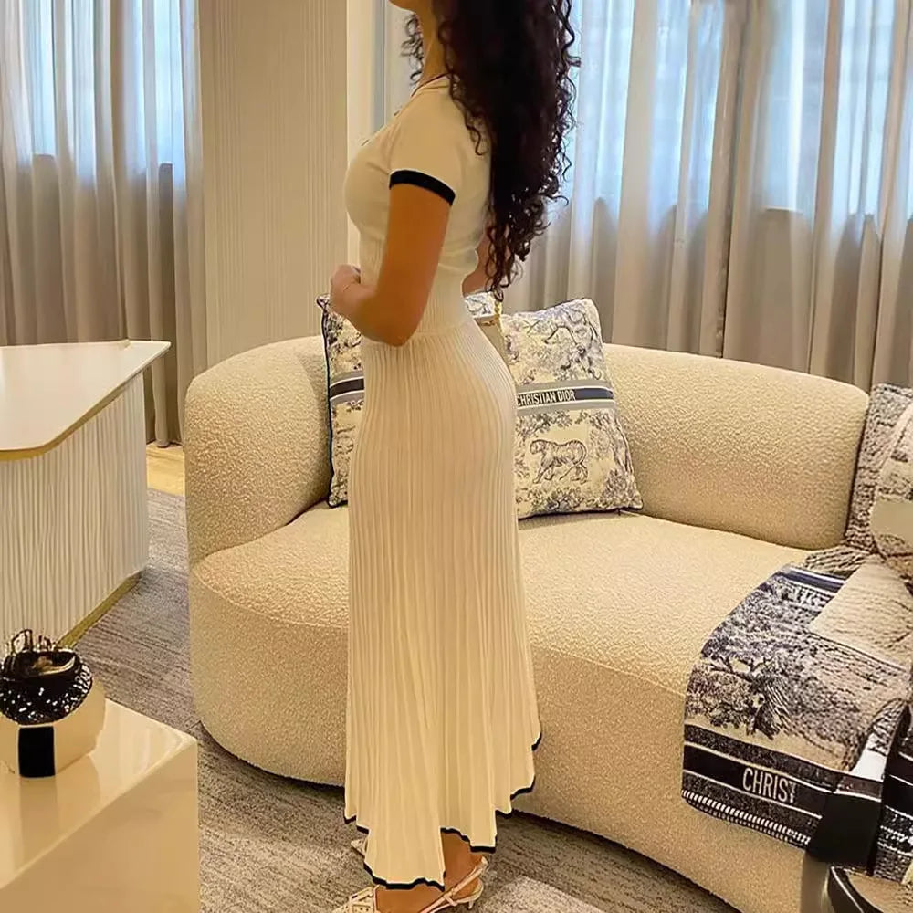 Conjunto Cropped e Saia Midi Plissada Vivella Juliette