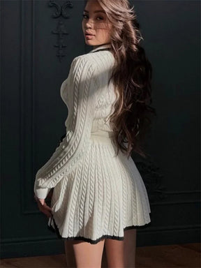 Conjunto Tricô Cropped Manga Comprida e Saia Vivella Antonella