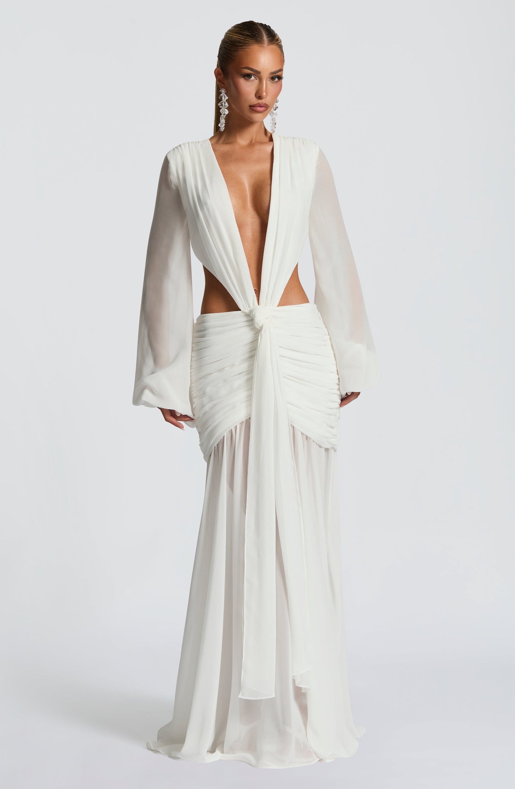 Vestido Longo Manga Comprida em Tule Vivella Kyra