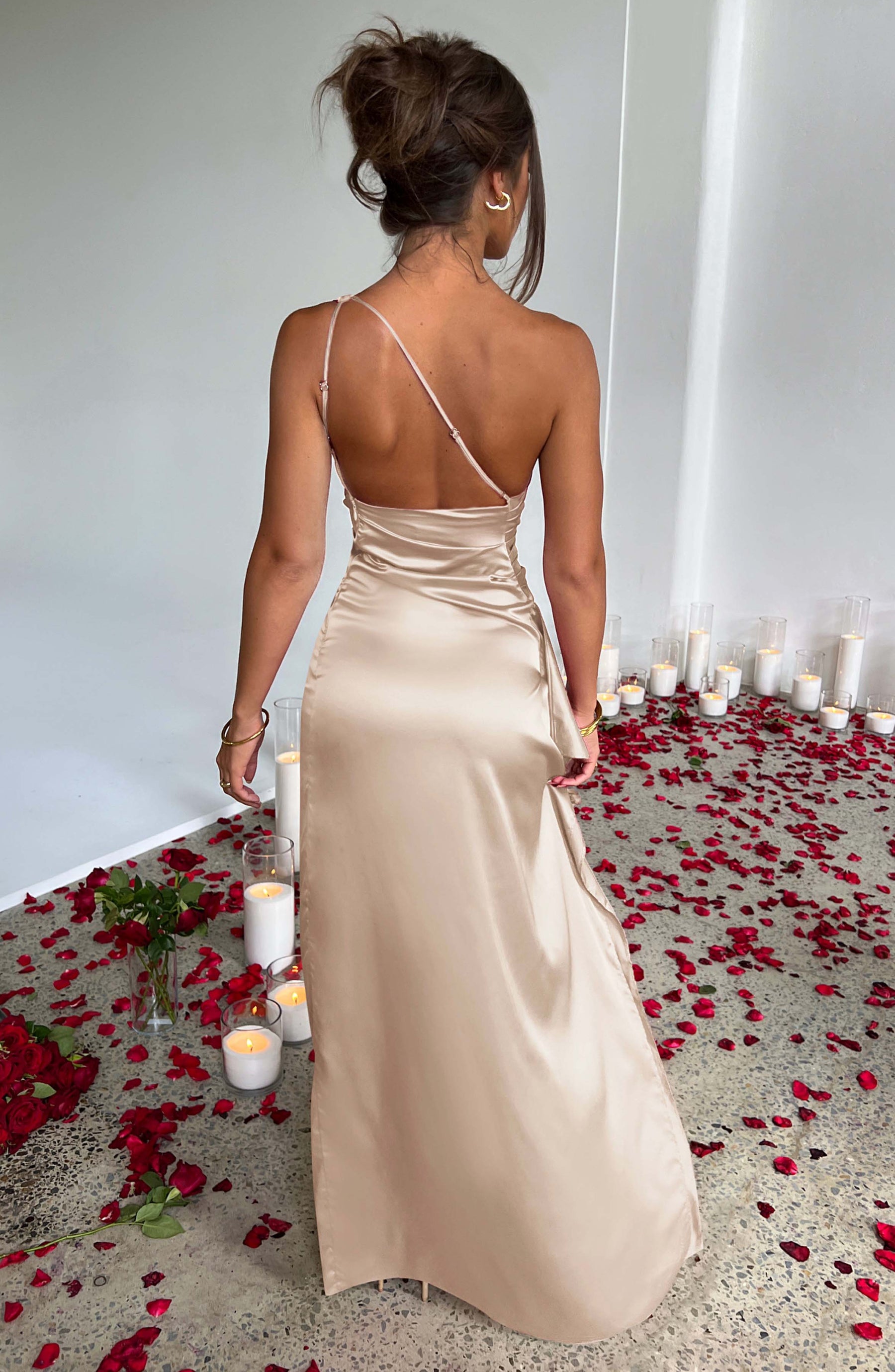 Vestido Longo de Cetim Vivella  Avery