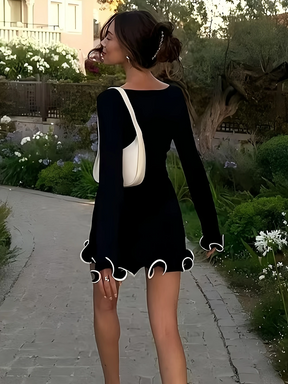 Vestido Curto Manga Comprida com Babado Vivella  Estella