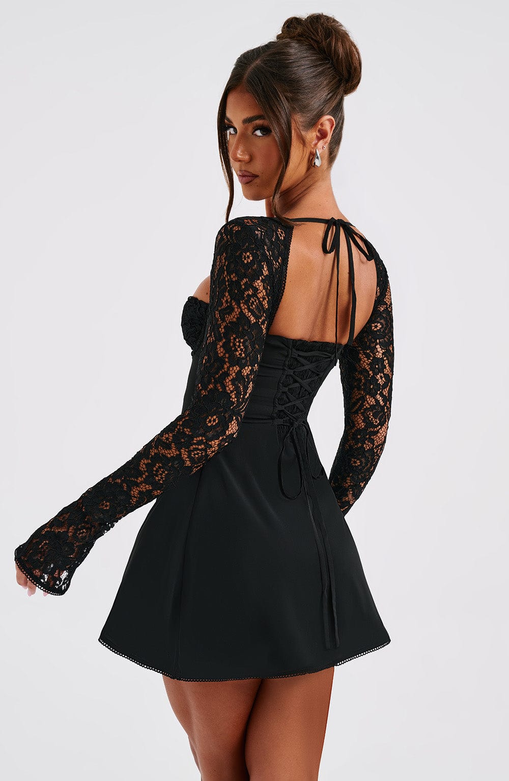 Vestido Curto Manga Longa de Renda Vivella Jacinta - GOLDEN ERA