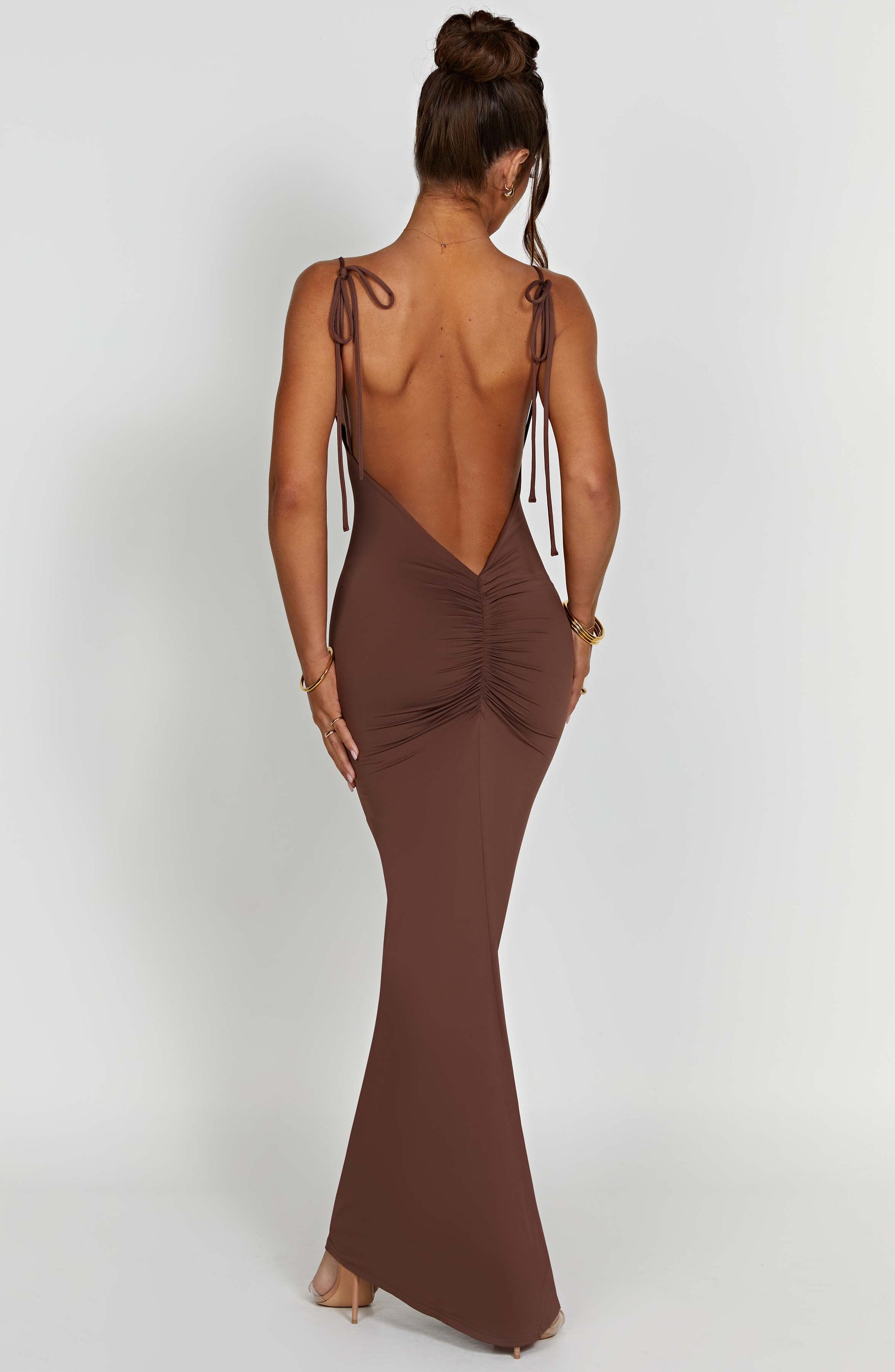 Vestido Longo Costas Aberta Vivella Sanya Marrom