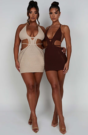 Vestido Curto Crochê Bege Premium Vivella Arabella - OÁSIS